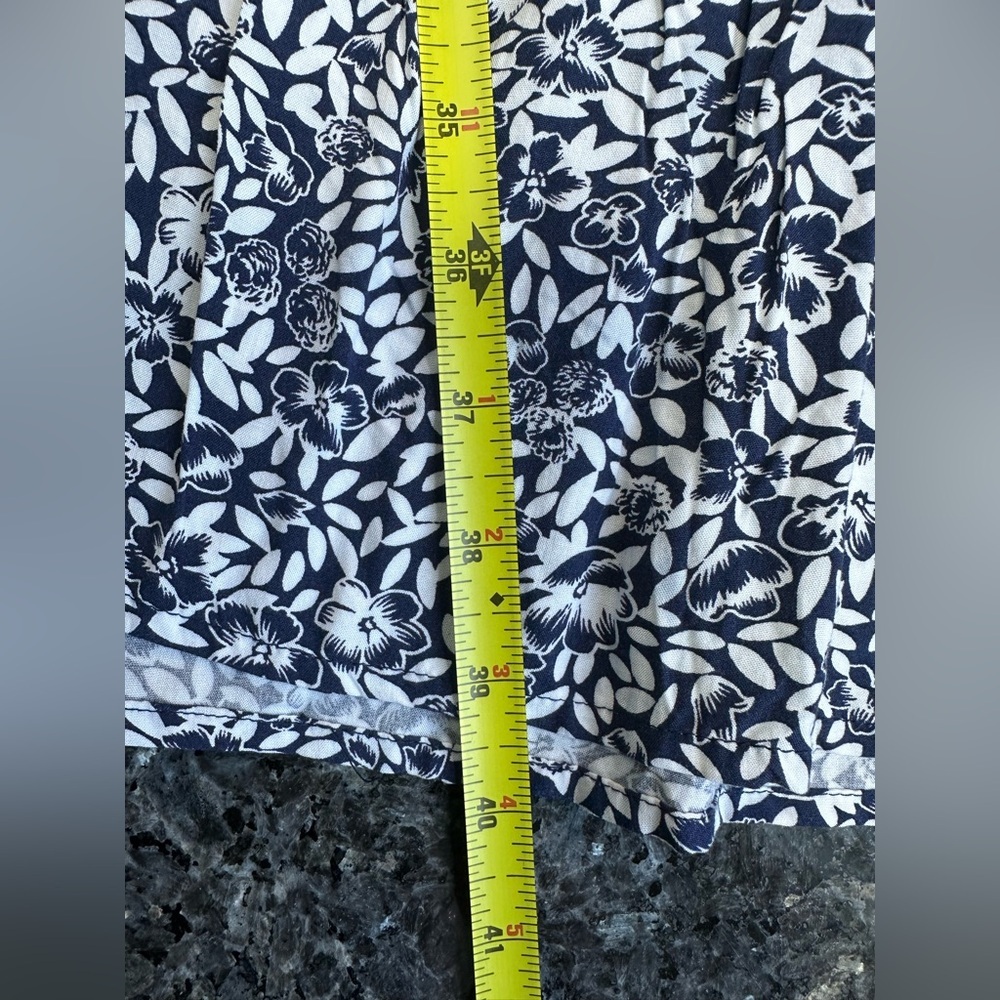 J. Crew Navy and White Floral Tiered Stretchy Sundress Women’s Size Medium M - Picture 15 of 16